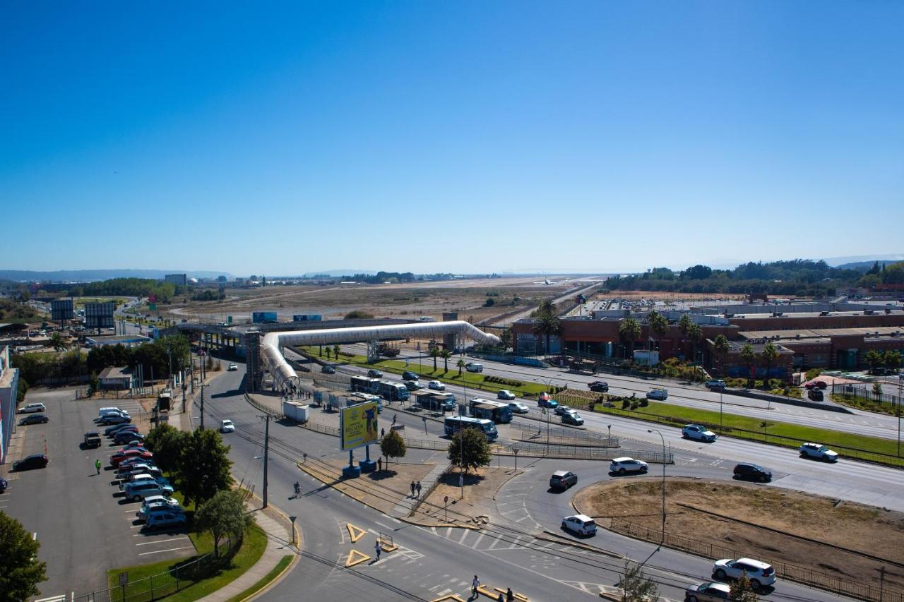 Hotel Wyndham Concepcion Pettra Exteriér fotografie The station in 2018