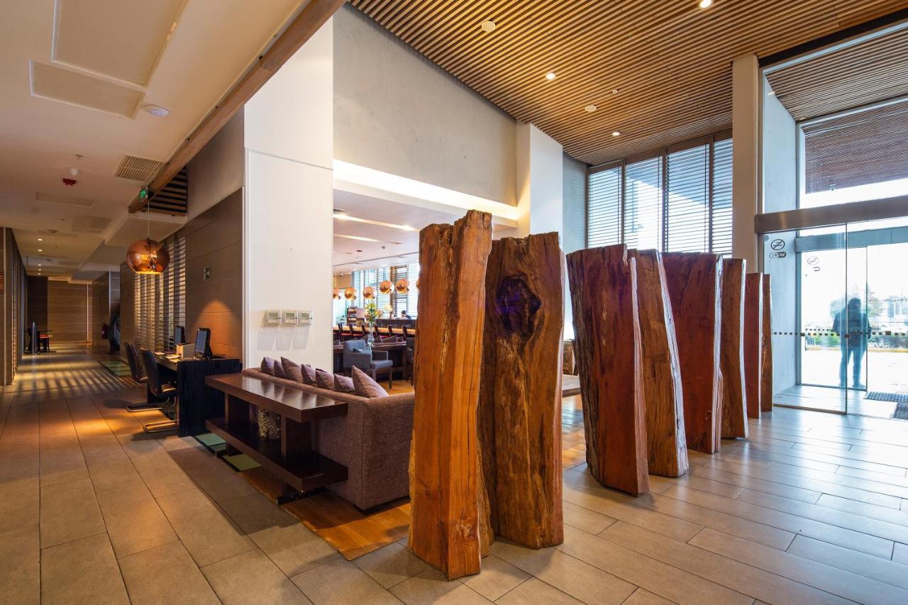 Hotel Wyndham Concepcion Pettra Exteriér fotografie The lobby of the hotel